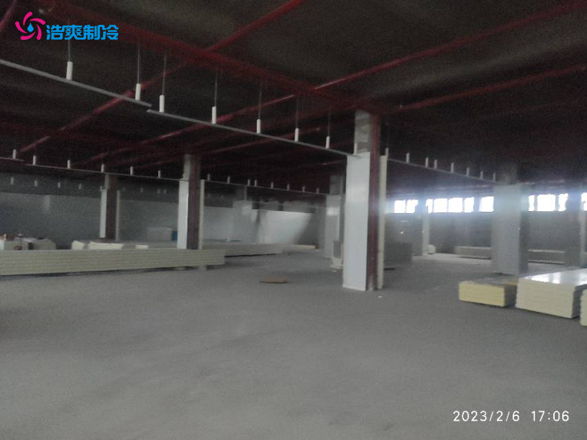 1萬平方的物流陰涼冷庫的建造 1萬平方的物流陰涼冷庫的建造